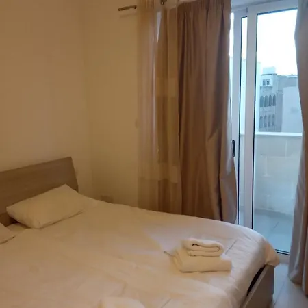 Triq Mercieqa 10 * Sliema